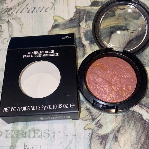 MAC COSMETICS FAD-DABULOUS Mineralize Blush BNIB Rare Limited Edition